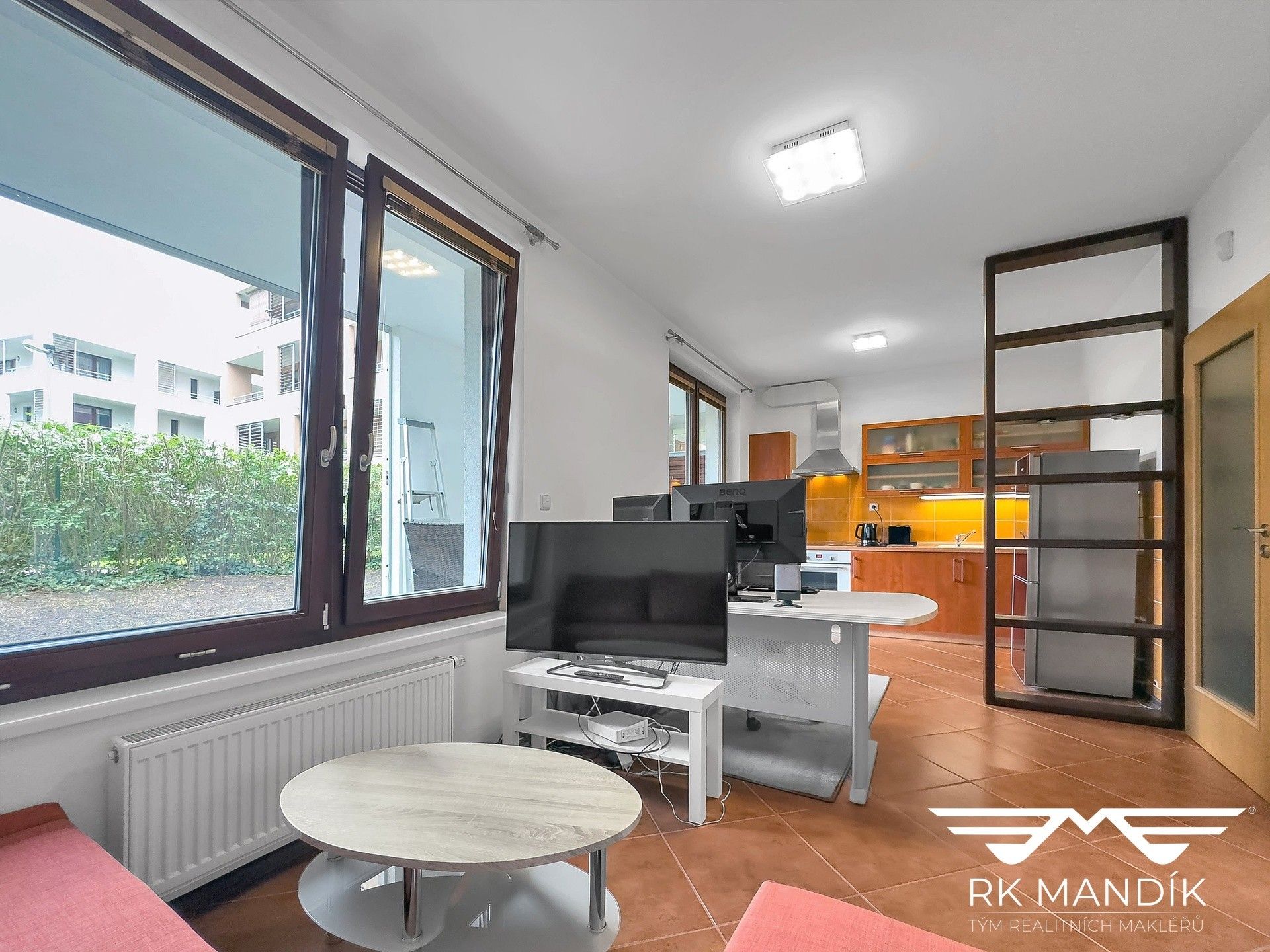 Pronájem byt 1+kk - Musílkova, Praha, 36 m²