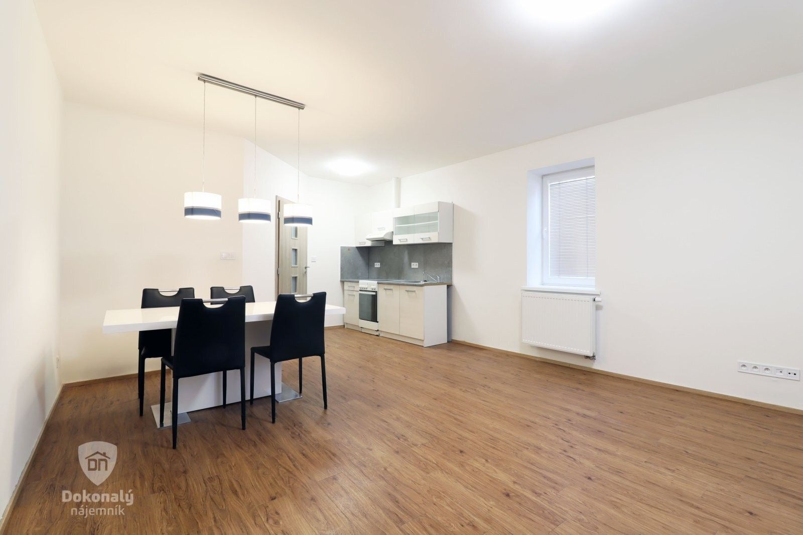 1+kk, Salačova, Praha, 35 m²