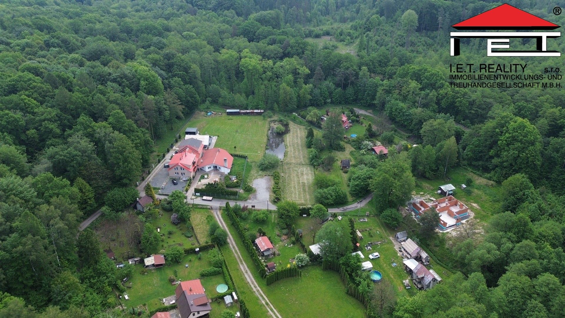 Pozemky pro bydlení, Binarova, Ostrava, 1 400 m²