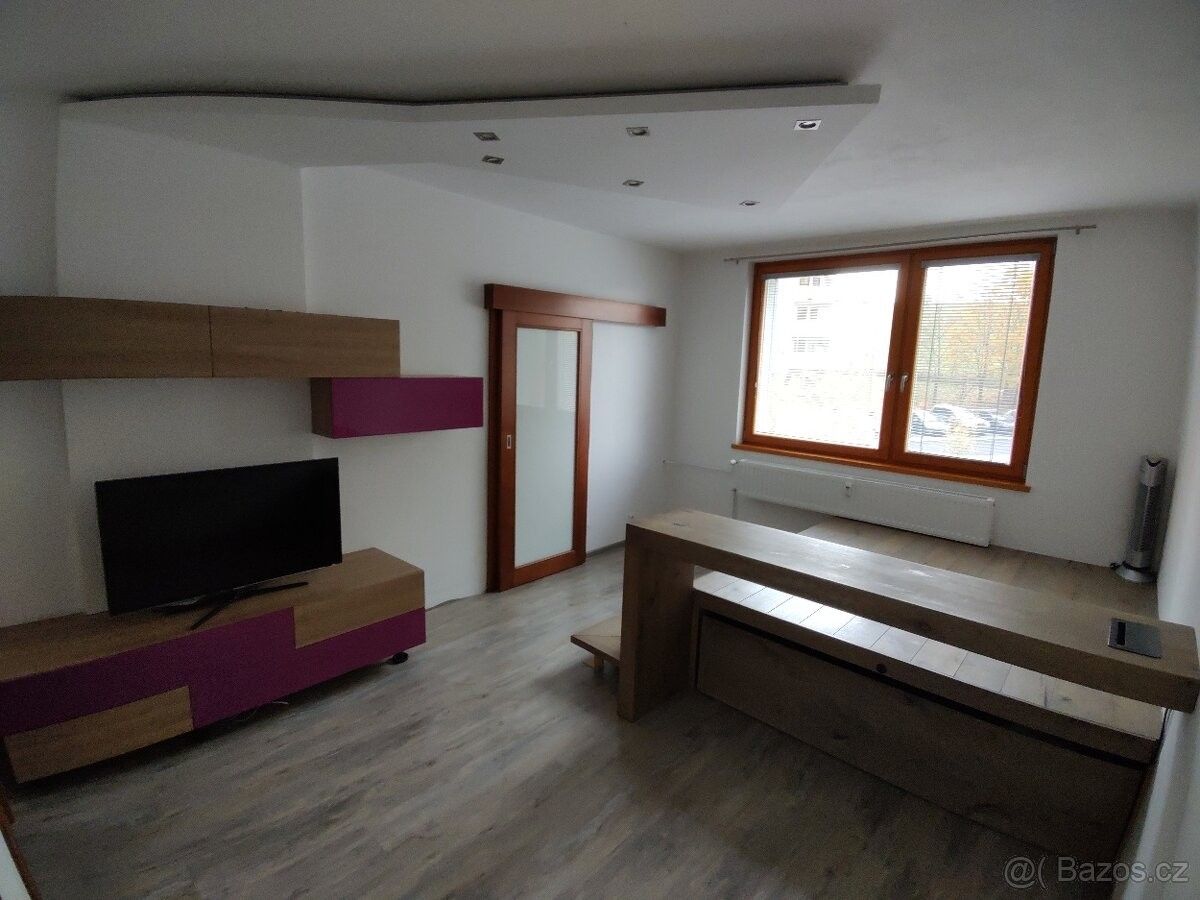 Prodej byt 2+1 - Valašské Klobouky, 766 01, 54 m²