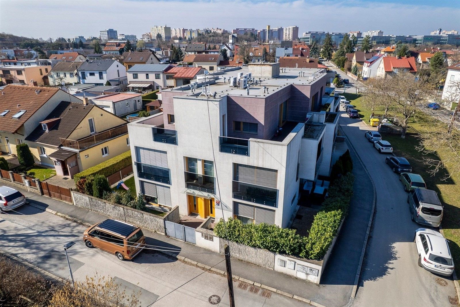 Rodinné domy, U kolonie, Praha, 250 m²