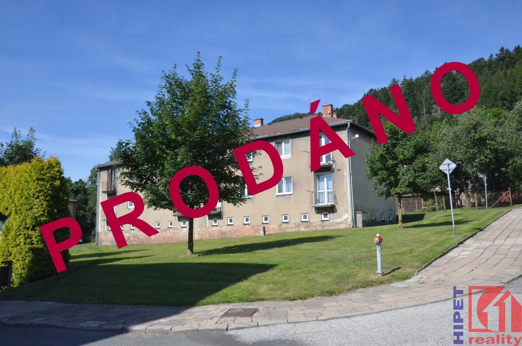 2+1, Mladých horníků II, Žacléř