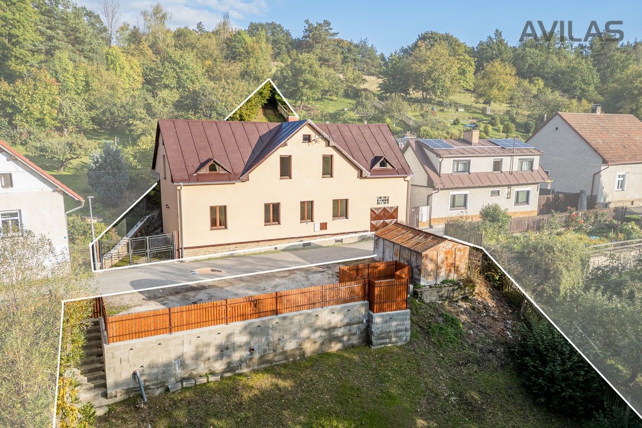 Rodinné domy, V Hůře, Postupice, 207 m²