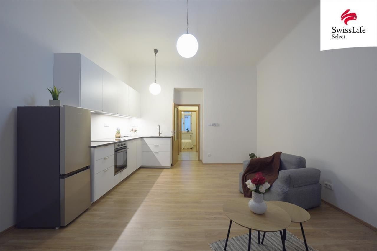 2+kk, Holandská, Praha, 36 m²