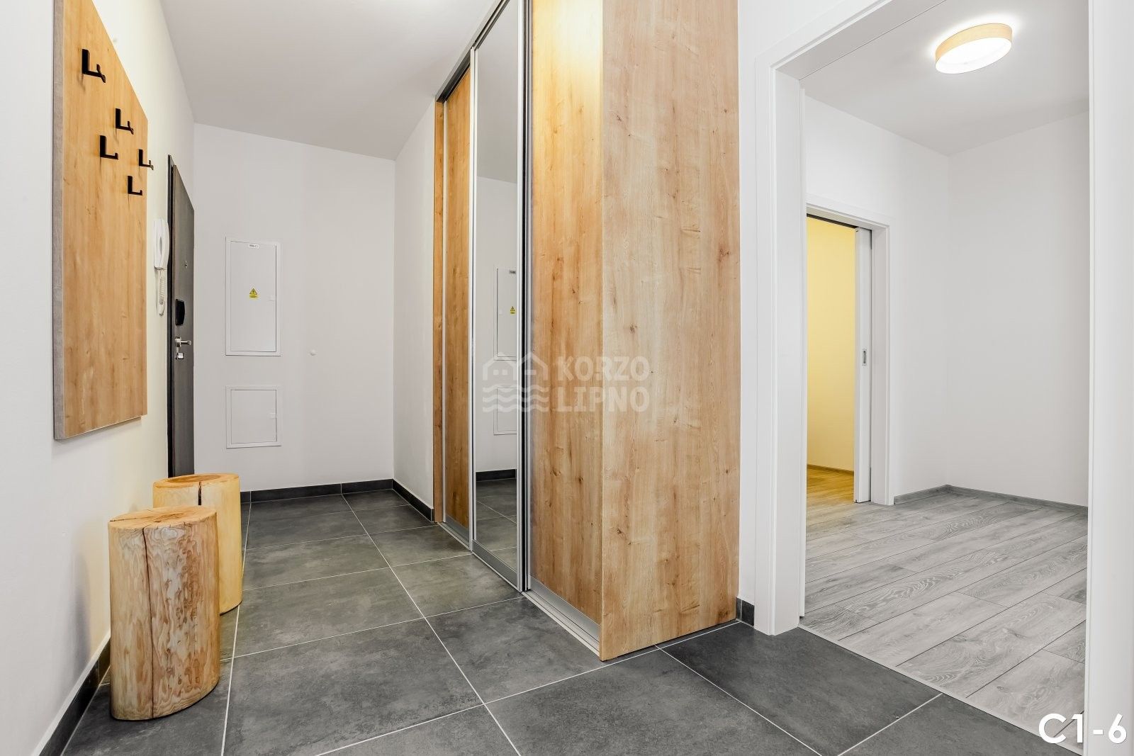 2+kk, Lipno nad Vltavou, 69 m²