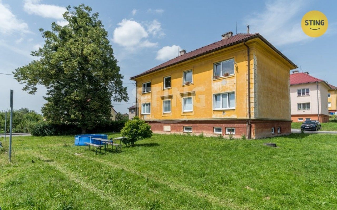 Pronájem byt 3+kk - Sídlištní, Zubří, 74 m²