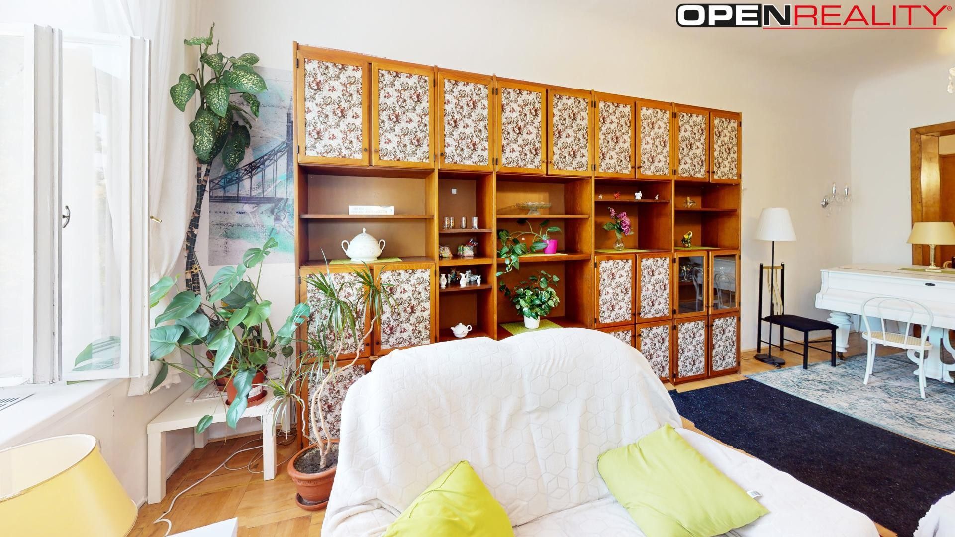 Restaurace, nám. T. G. Masaryka, Prostějov, 246 m²