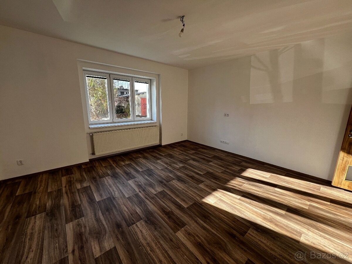 Byty, Ostrava, 702 00