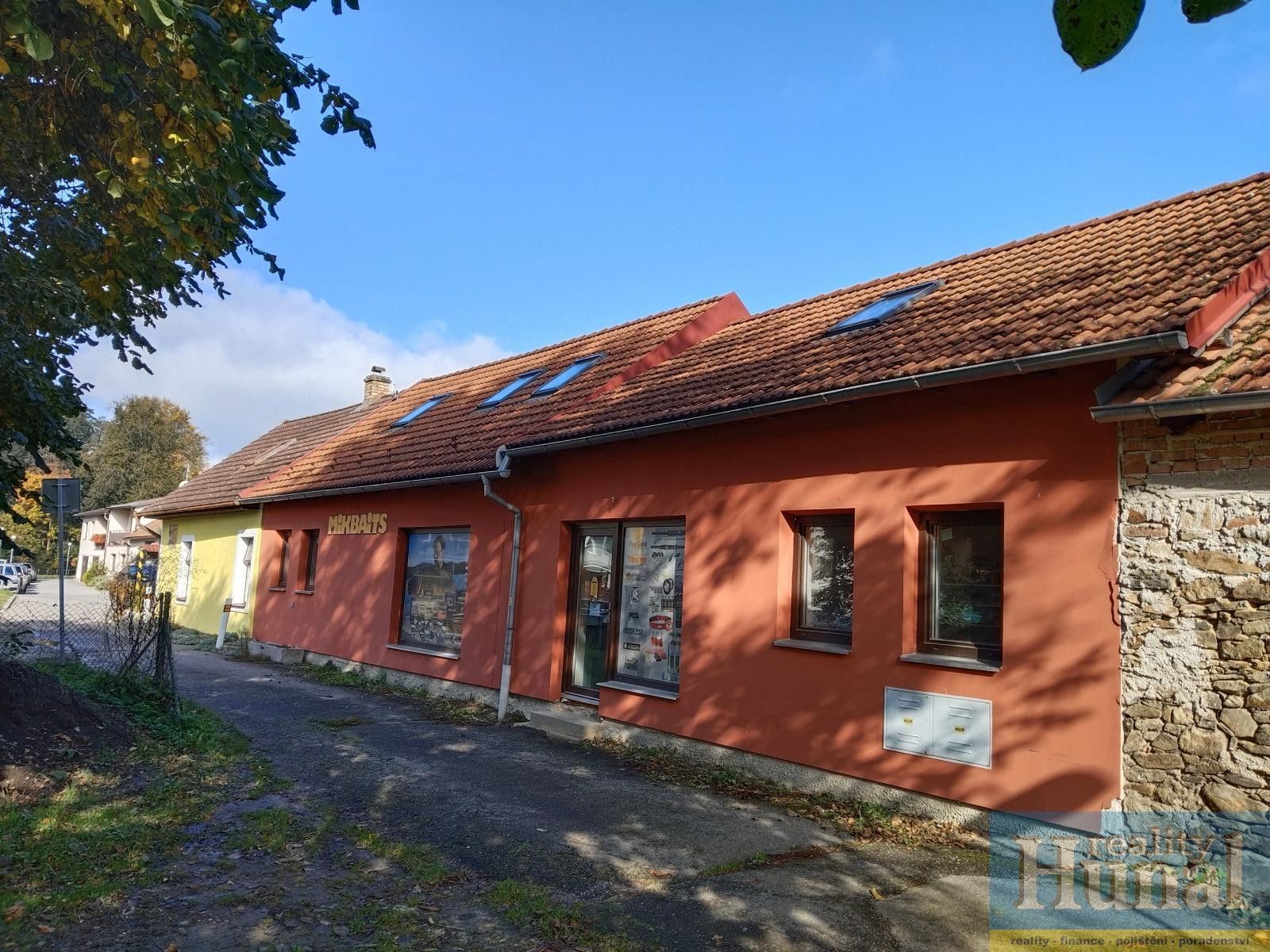 Obchodní prostory, Na Obci, Pelhřimov, 71 m²