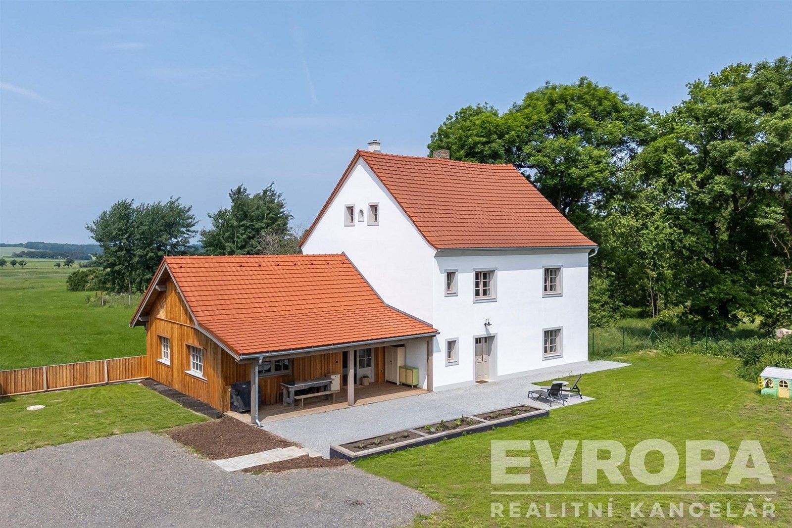 Zemědělské usedlosti, Hořice, Spálené Poříčí, 210 m²