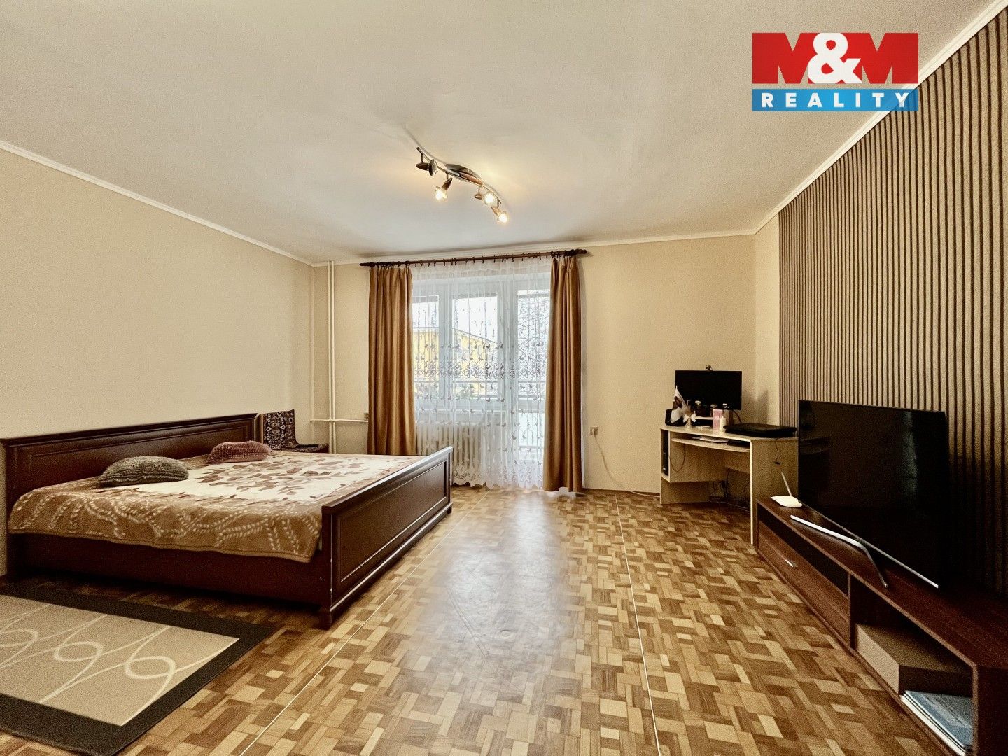 3+1, 1. máje, Uhlířské Janovice, 70 m²