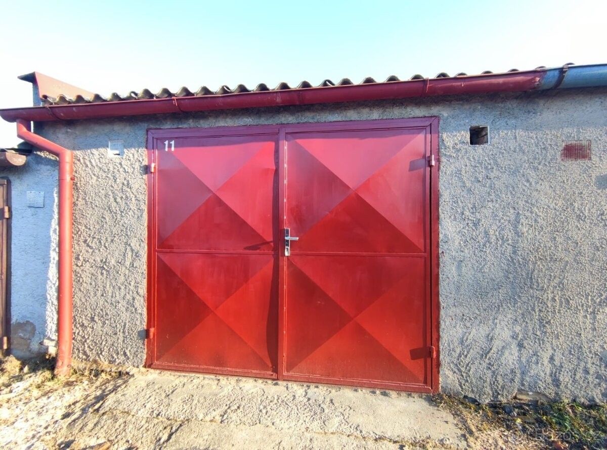 Garáže, Bor u Tachova, 348 02