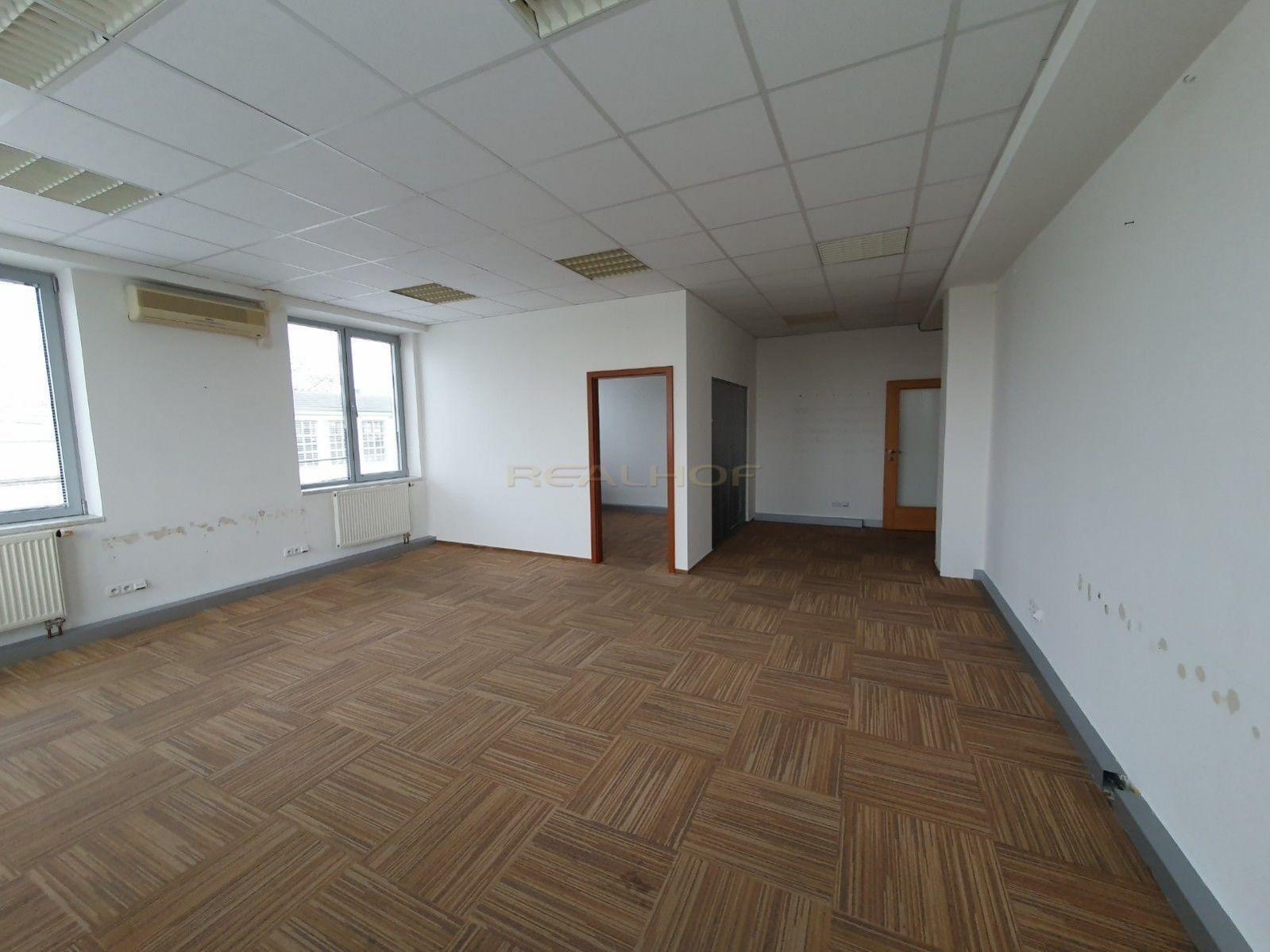 Pronájem kancelář - Holzova, Brno, 47 m²