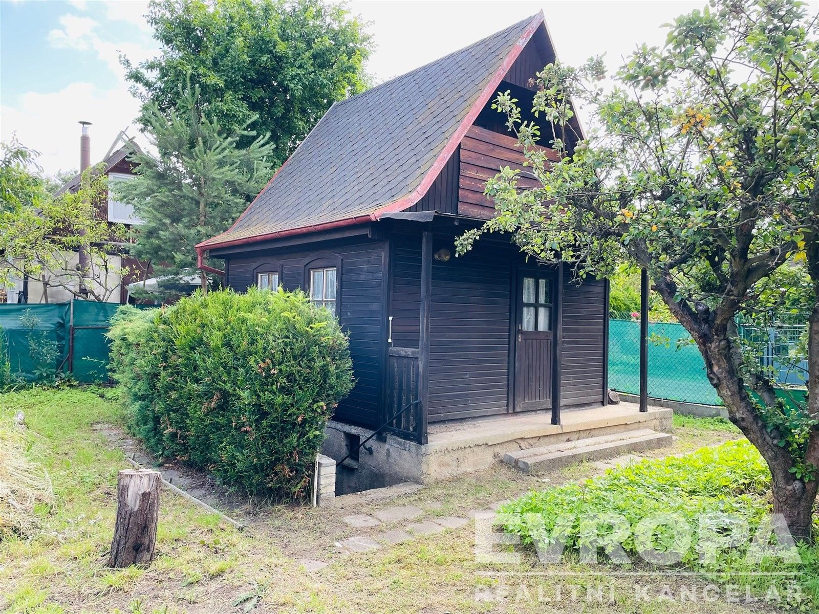 Chaty, K Hutím, Praha, 48 m²