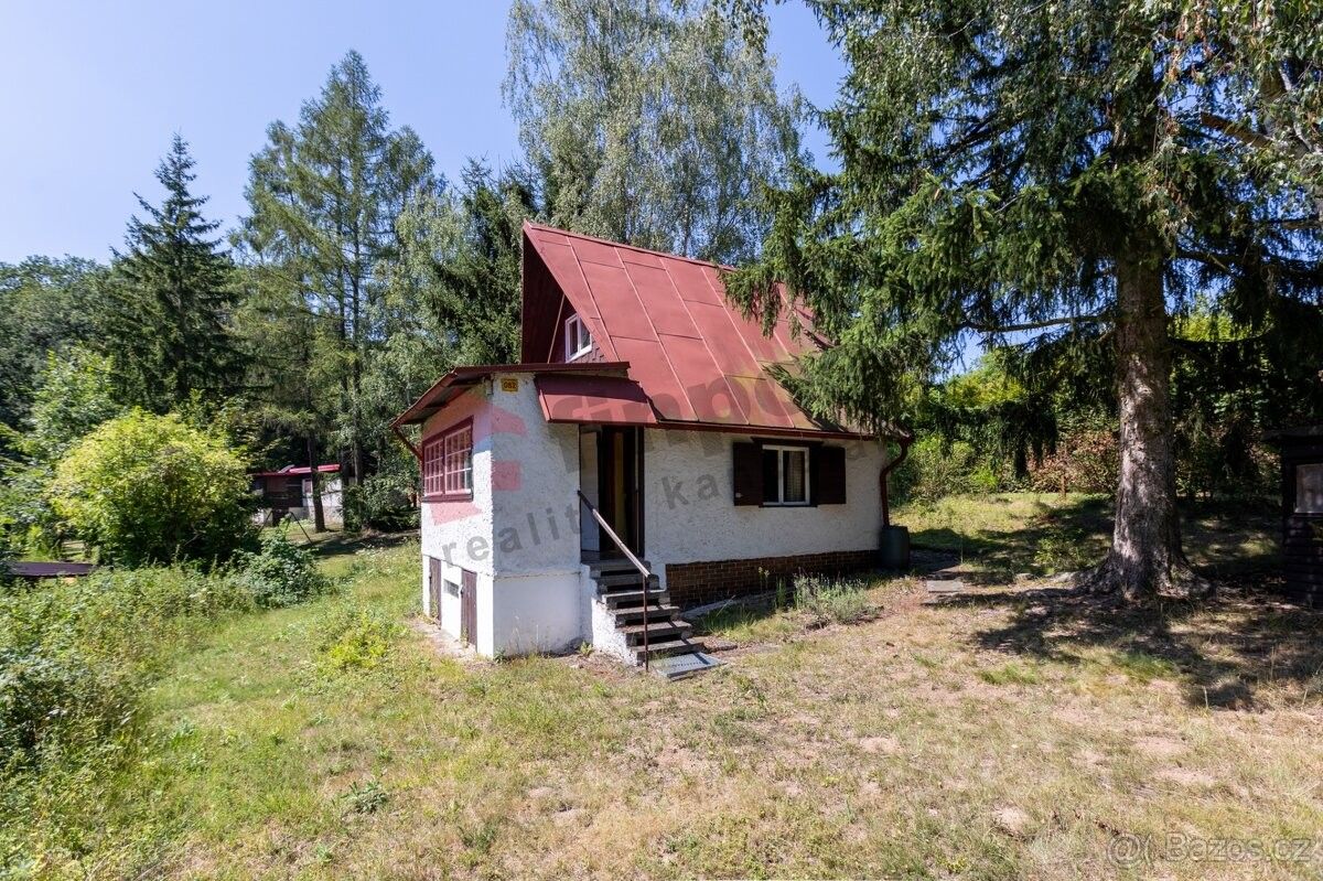 Chaty, Škvorec, 250 83, 40 m²