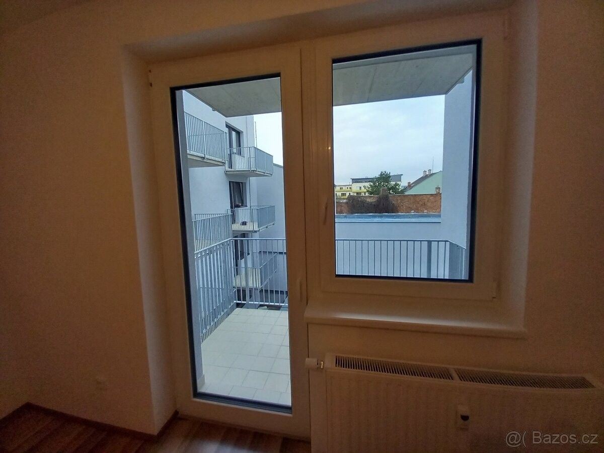 Pronájem byt 1+kk - Brno, 615 00, 30 m²