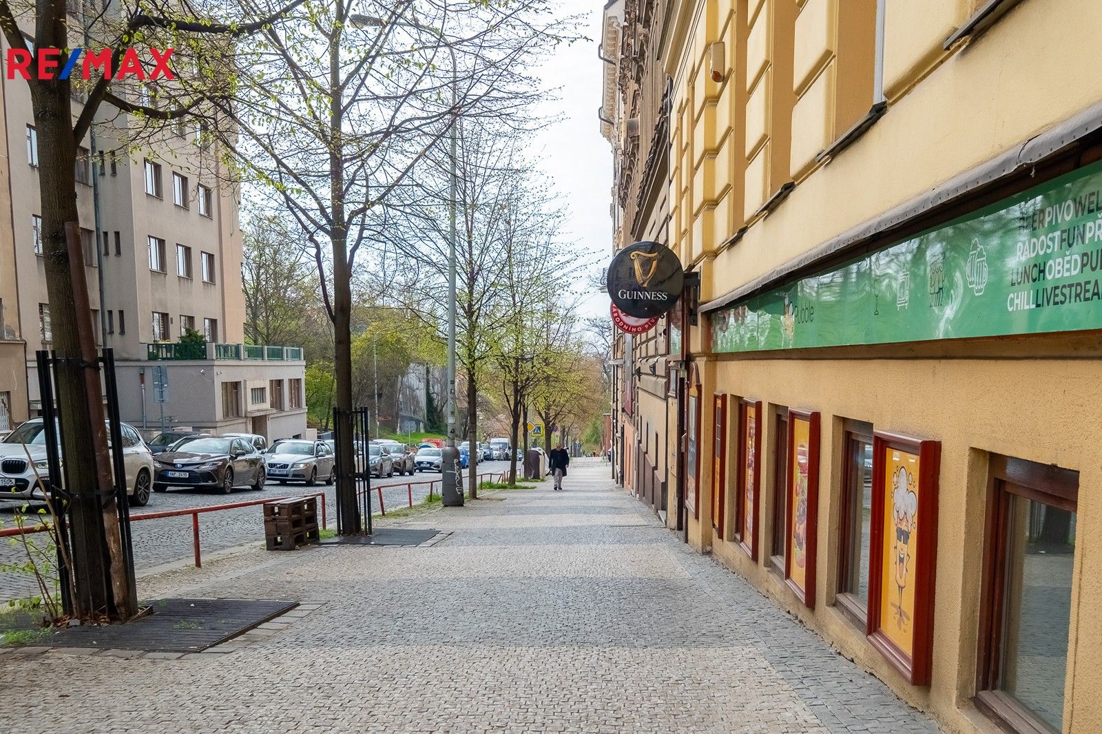 Restaurace, Korunní, Praha, 207 m²