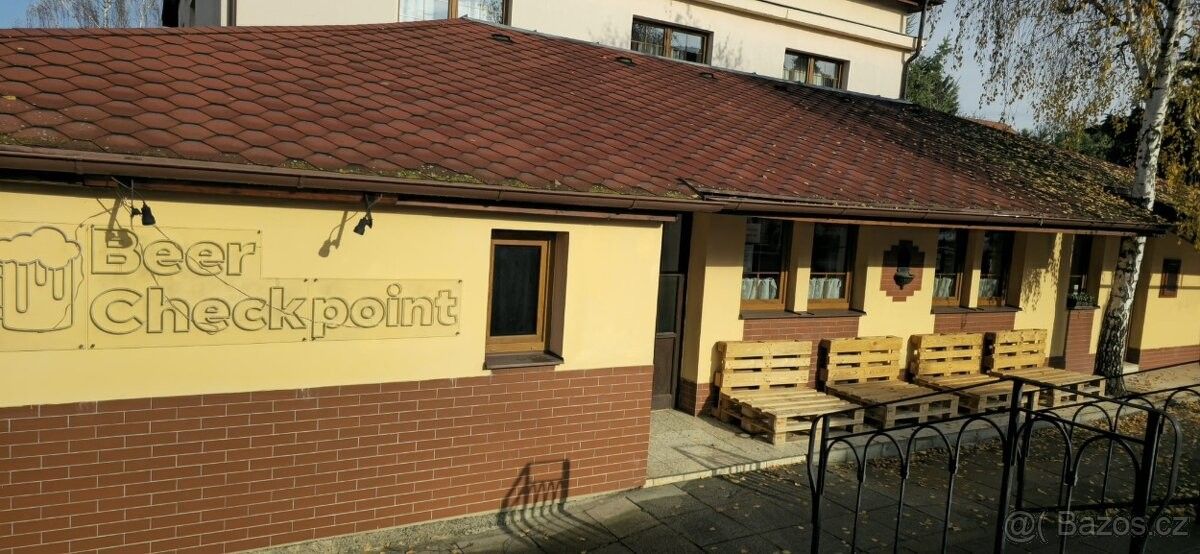 Restaurace, Praha, 196 00