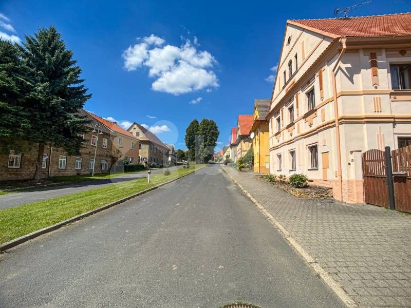 Prodej dům - Chotiněves, 500 m²