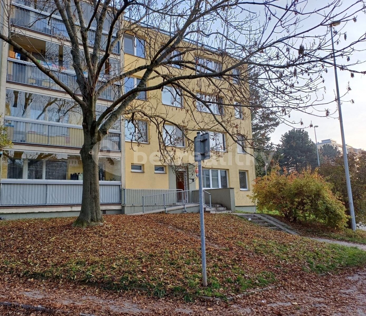 1+kk, Litvínovská, Praha, 27 m²