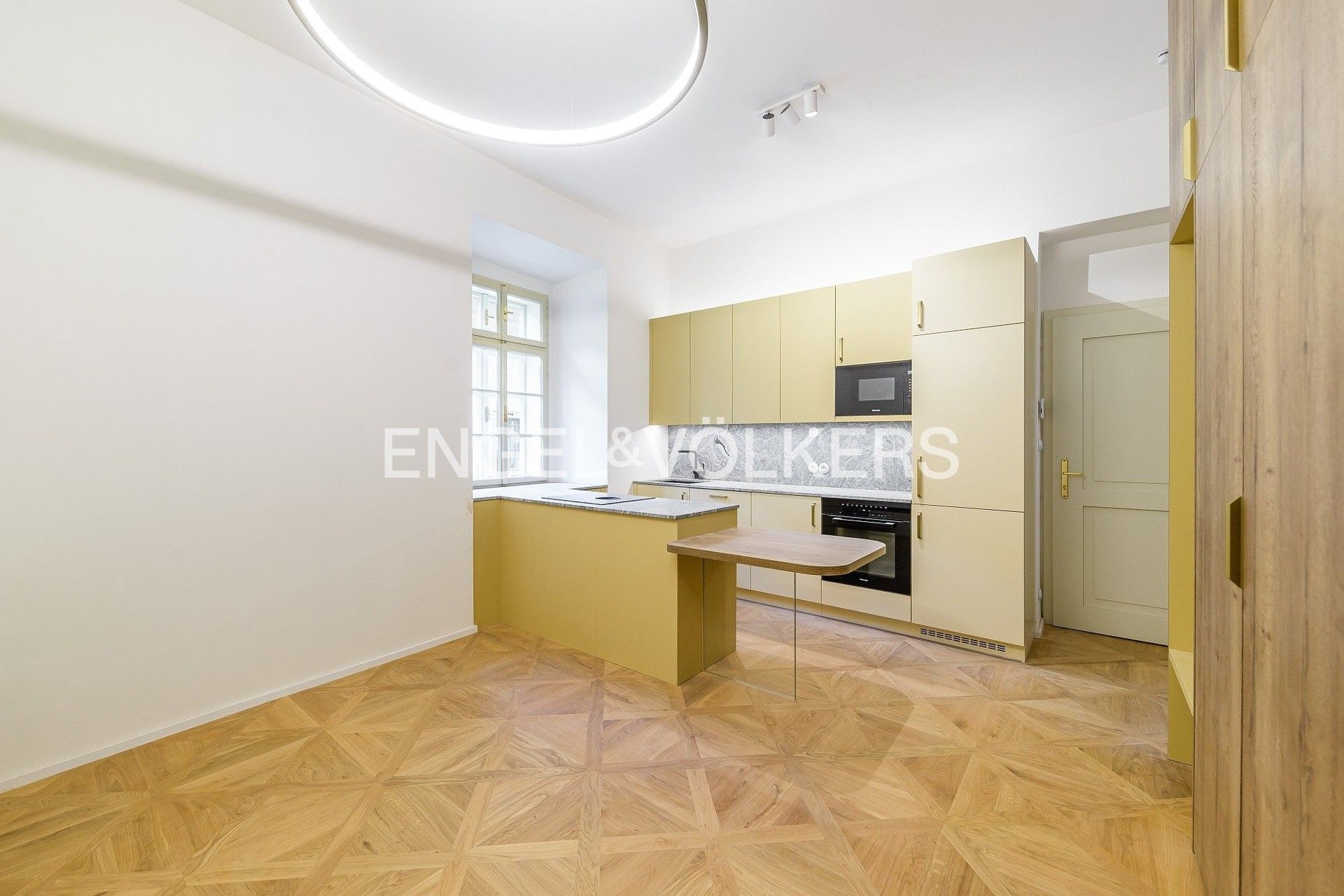 2+kk, Nosticova, Praha, 39 m²