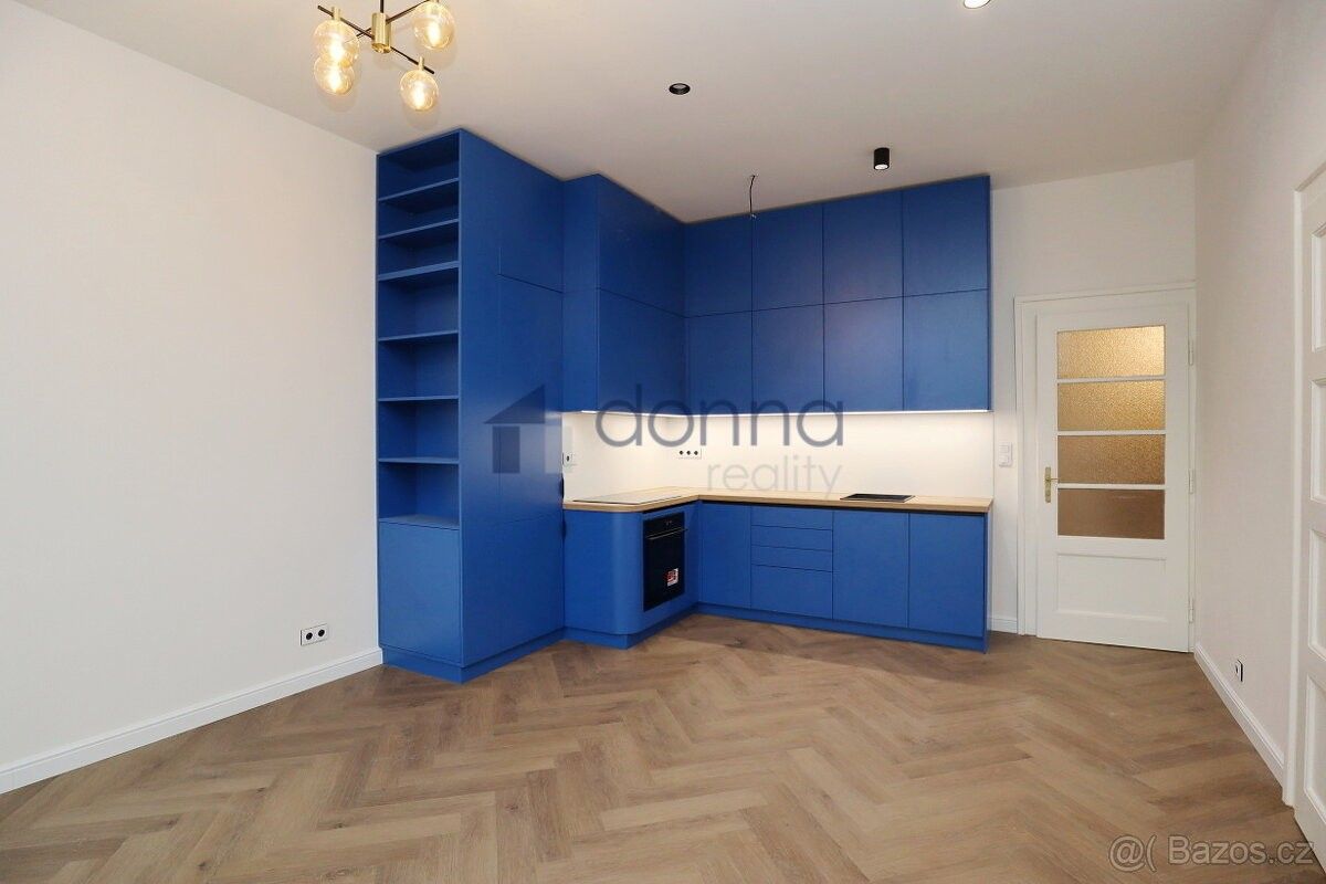 Byty, Praha, 180 00