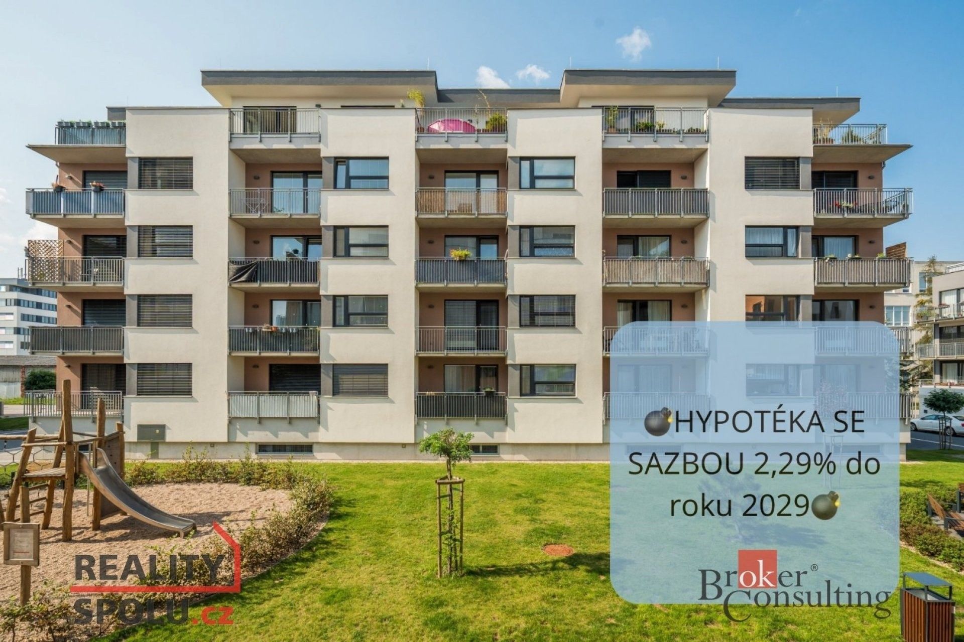 Prodej byt 2+kk - Antonína Petrofa, Hradec Králové, 45 m²