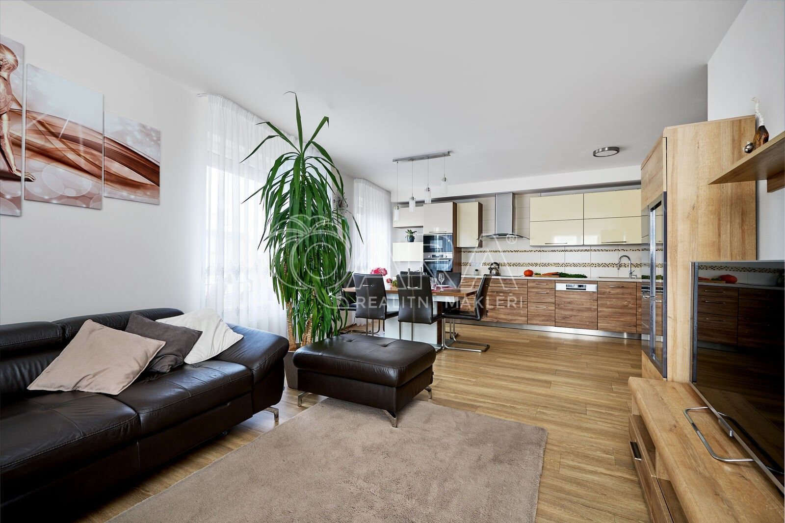 Prodej byt 4+kk - Toufarova, Praha, 117 m²