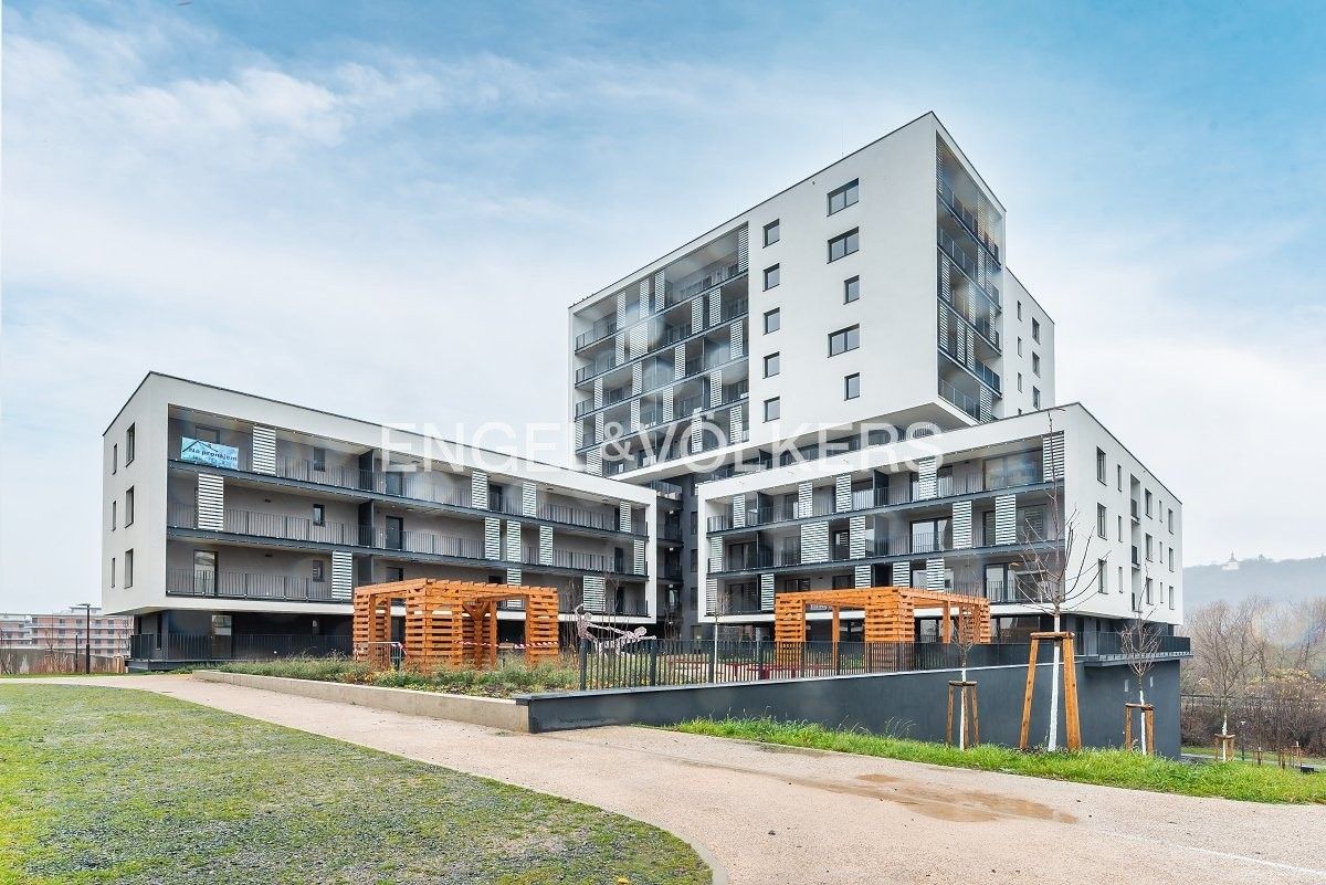 Ostatní, Mezi vodami, Praha, 16 m²