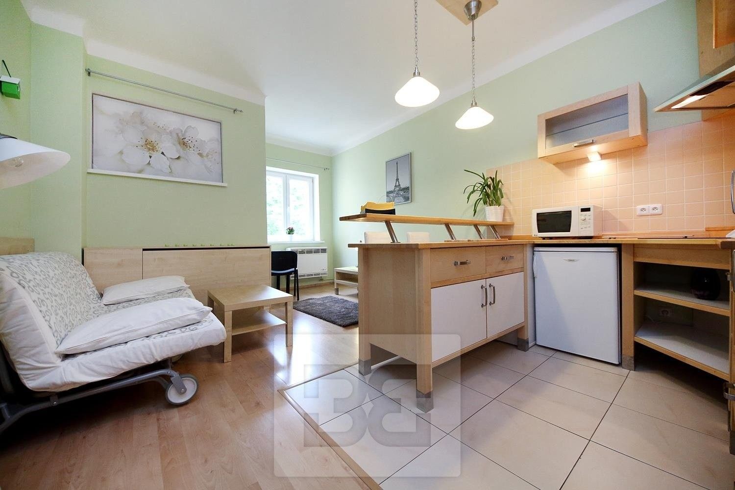 1+kk, U družstva Ideál, Praha, 27 m²