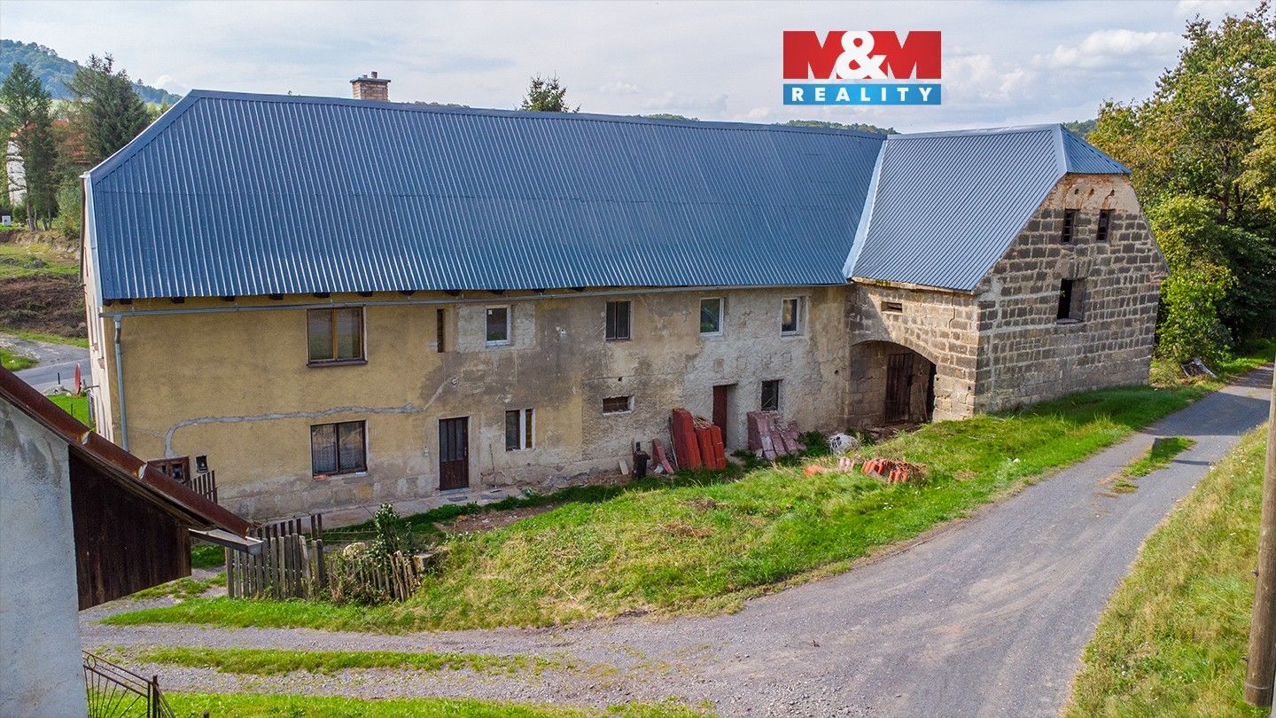 Rodinné domy, Brniště, 1 266 m²