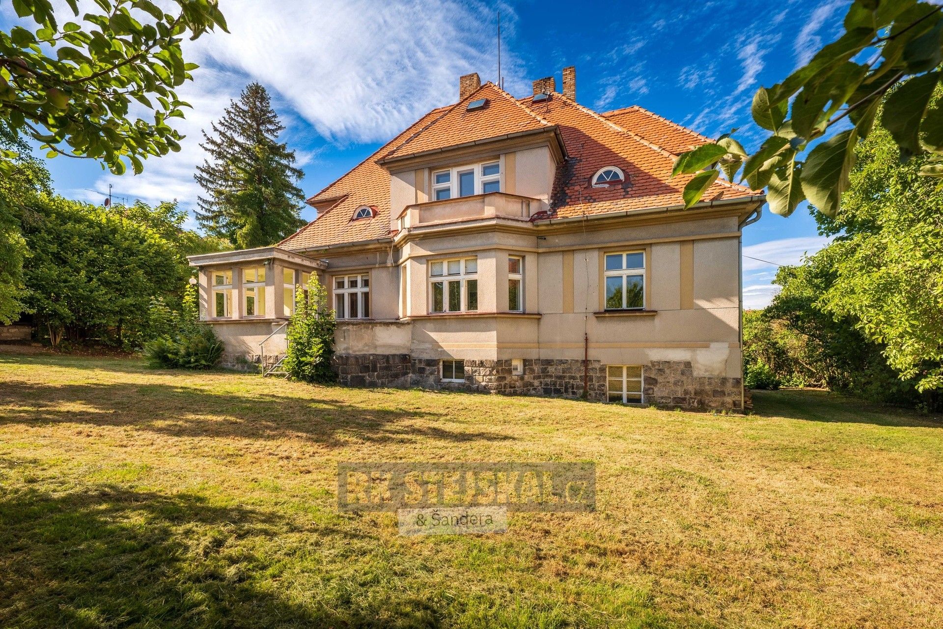 Ubytovací zařízení, Horská, Český Krumlov, 440 m²