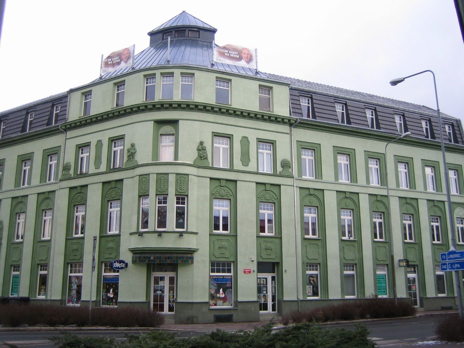 1+kk, Nám. Svobody, Děčín, 65 m²