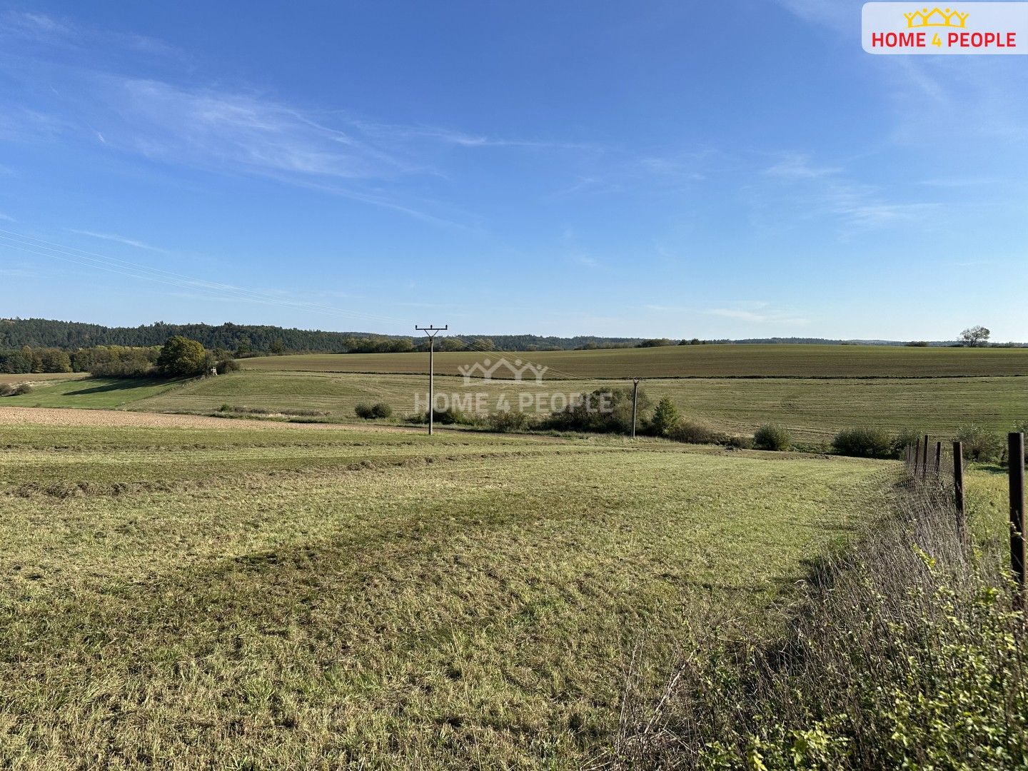 Prodej pozemek pro bydlení - Černokostelecká, Černé Voděrady, 3 043 m²