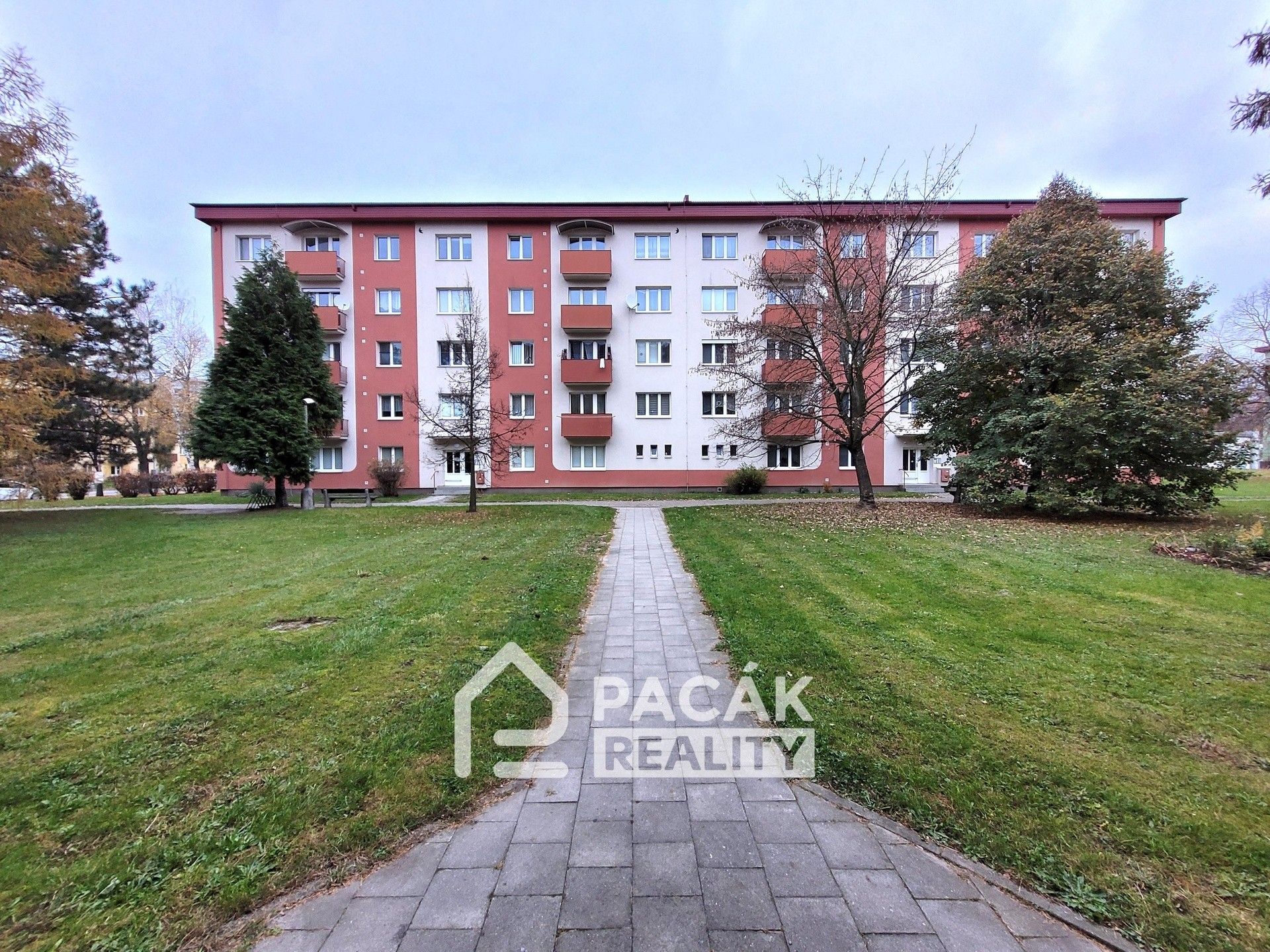 2+1, bří Hovůrkových, Přerov, 55 m²