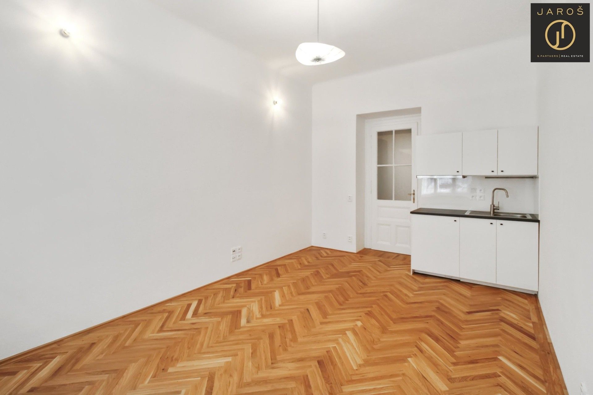 2+kk, Na spojce, Praha, 44 m²