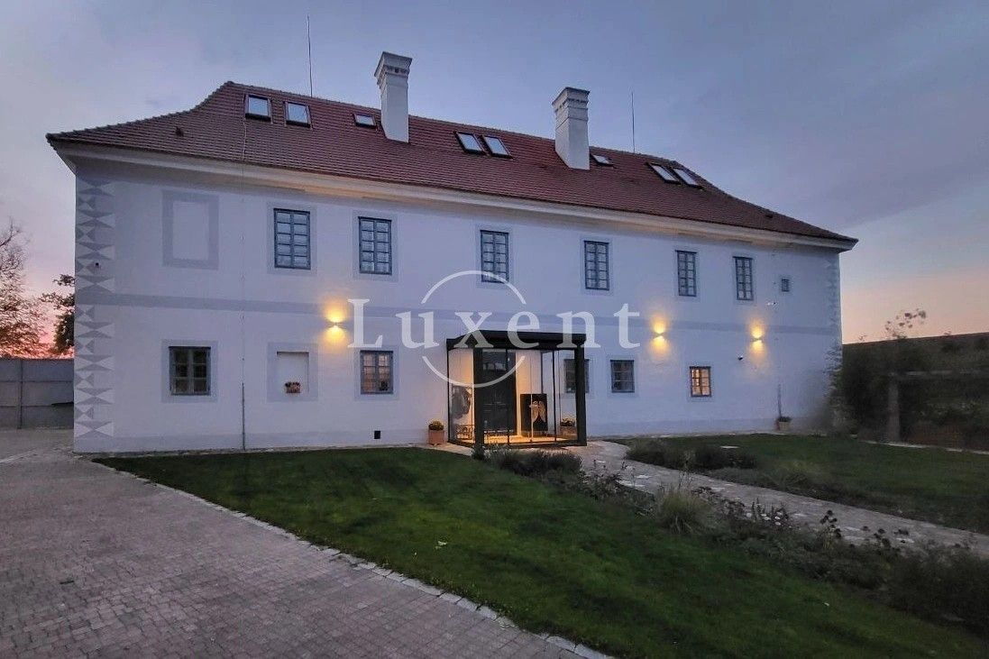 Prodej památky - Veselí nad Lužnicí, 1 114 m²