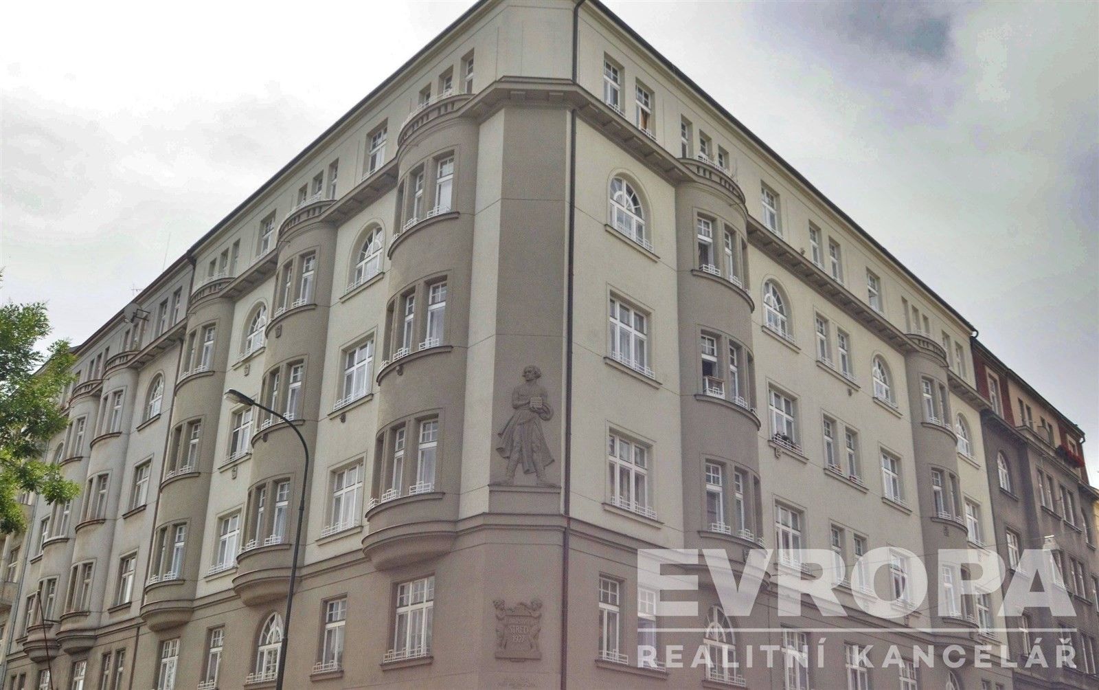 2+kk, Jindřicha Plachty, Praha, 51 m²