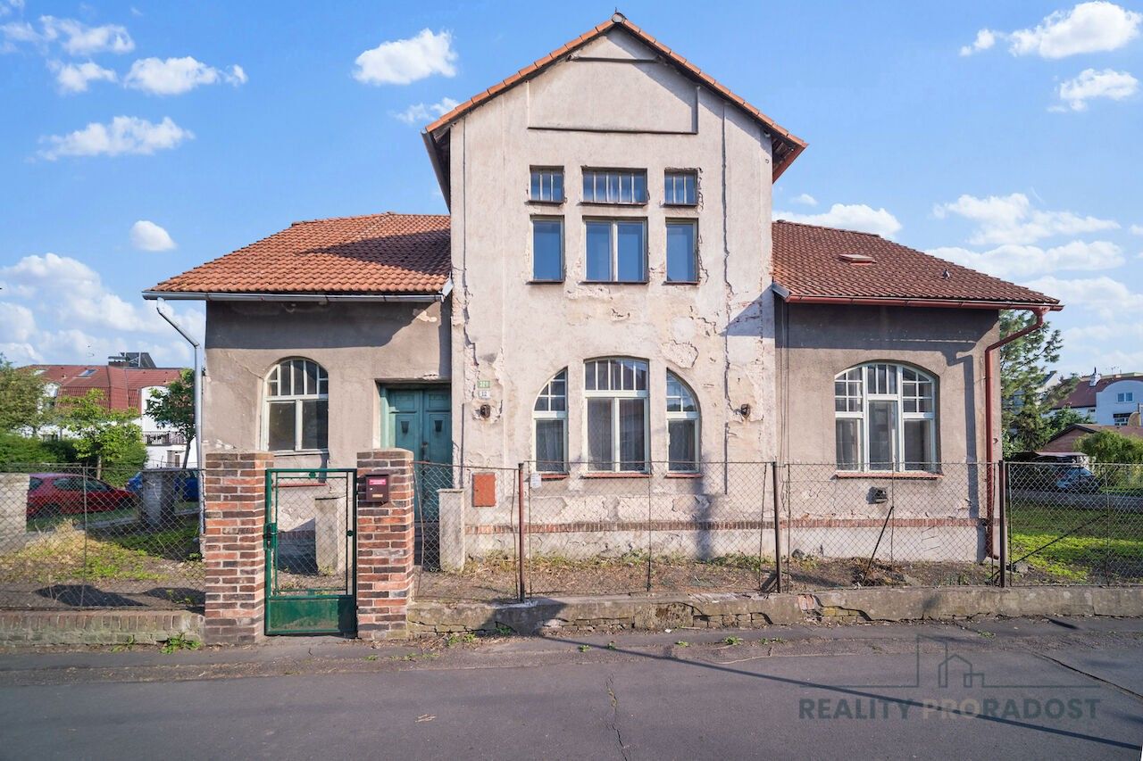 Prodej vila - Sakařova, Pardubice, 230 m²