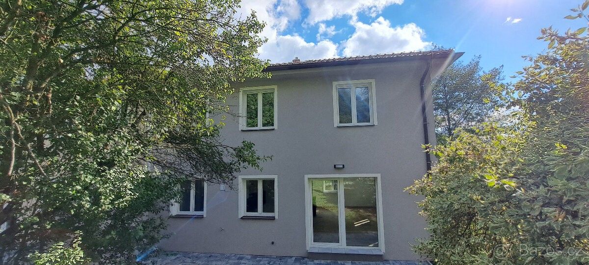 Rodinné domy, Chlumec u Ústí nad Labem, 403 39