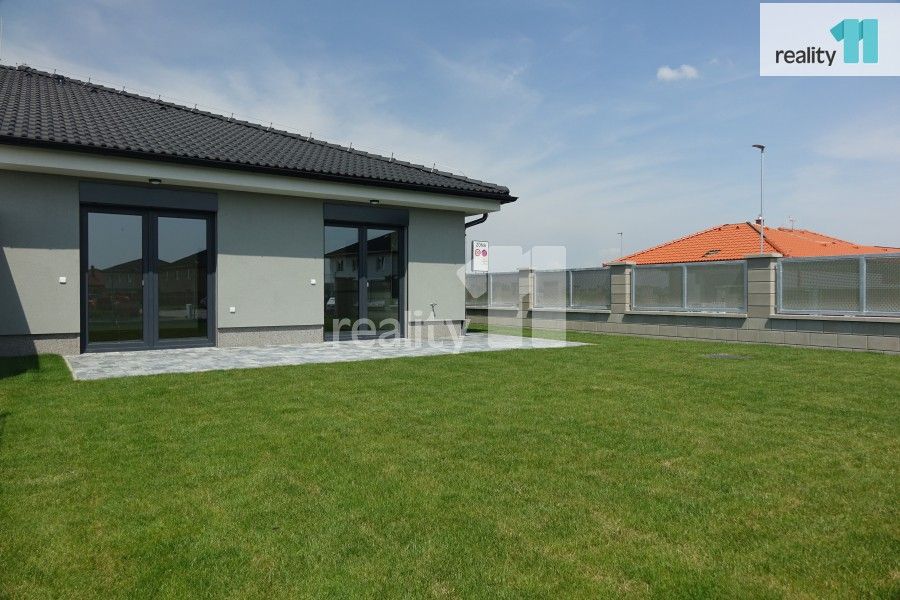 Prodej rodinný dům - Polerady, 105 m²