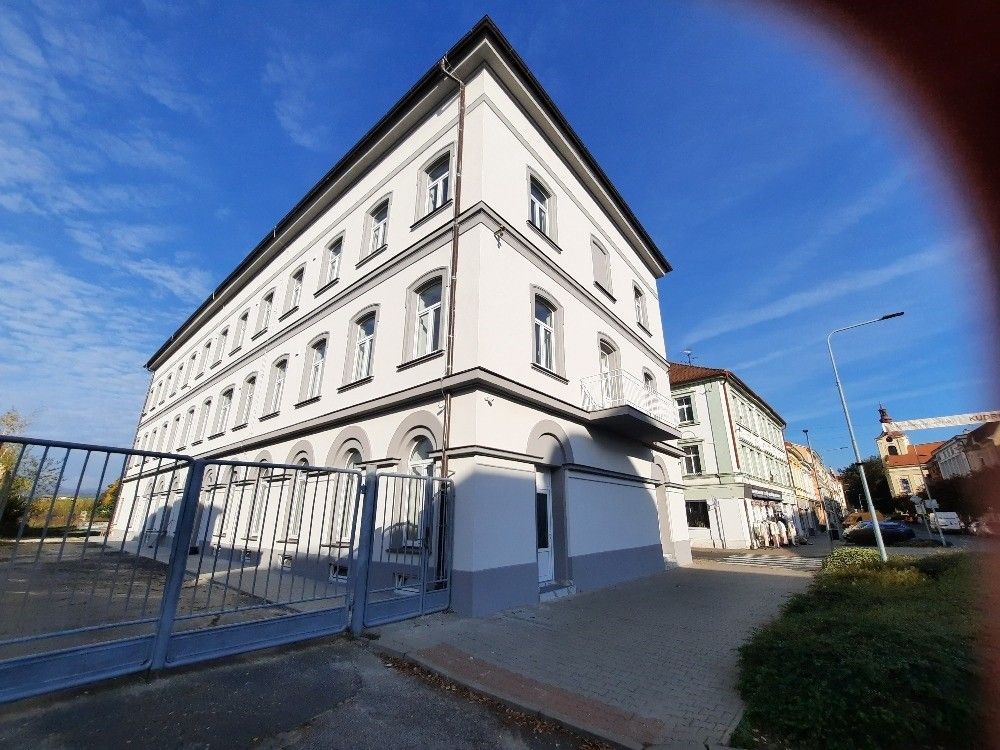 Obchodní prostory, Lovosice, 410 02