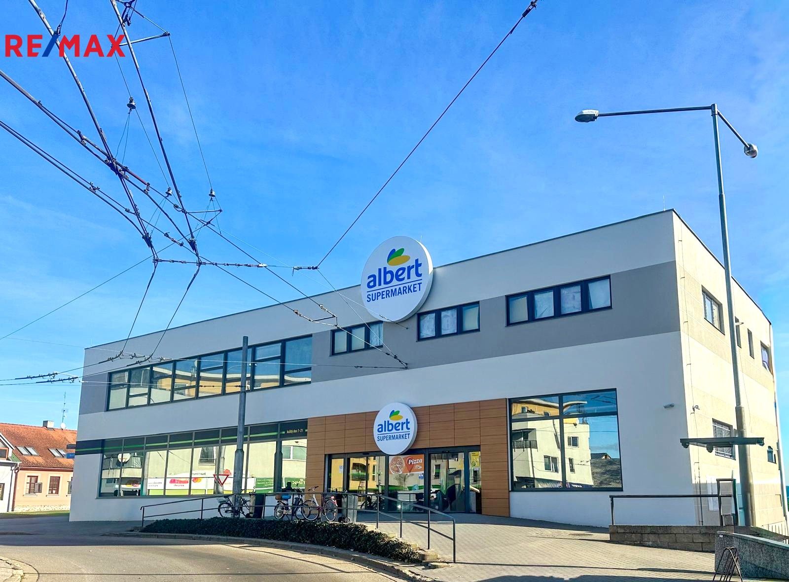 Obchodní prostory, Suchovrbenské nám., České Budějovice, 470 m²