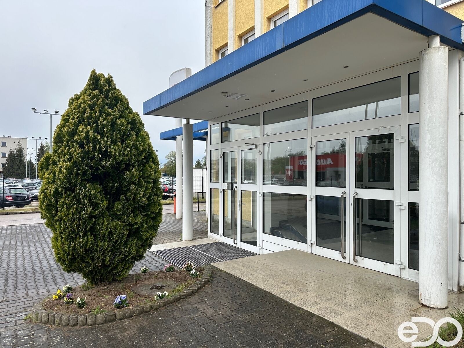 Pronájem kancelář - Bratří Štefanů, Hradec Králové, 360 m²