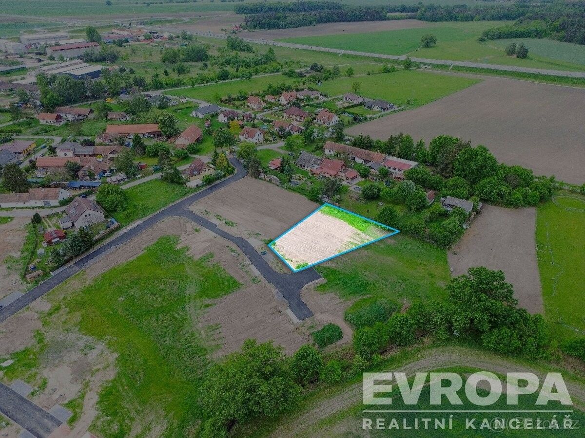 Prodej pozemek pro bydlení - Sezemice, 533 04