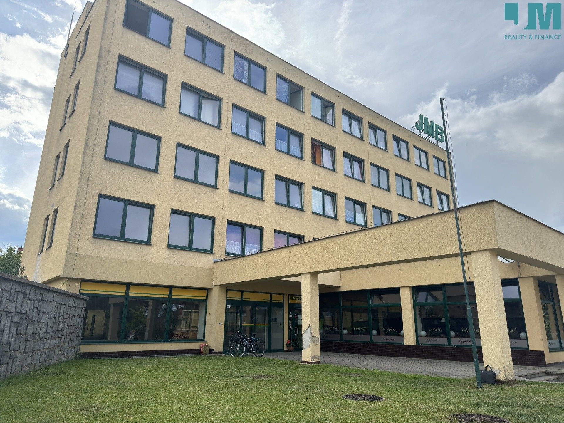 Prodej dům - Moravské Budějovice, 1 200 m²