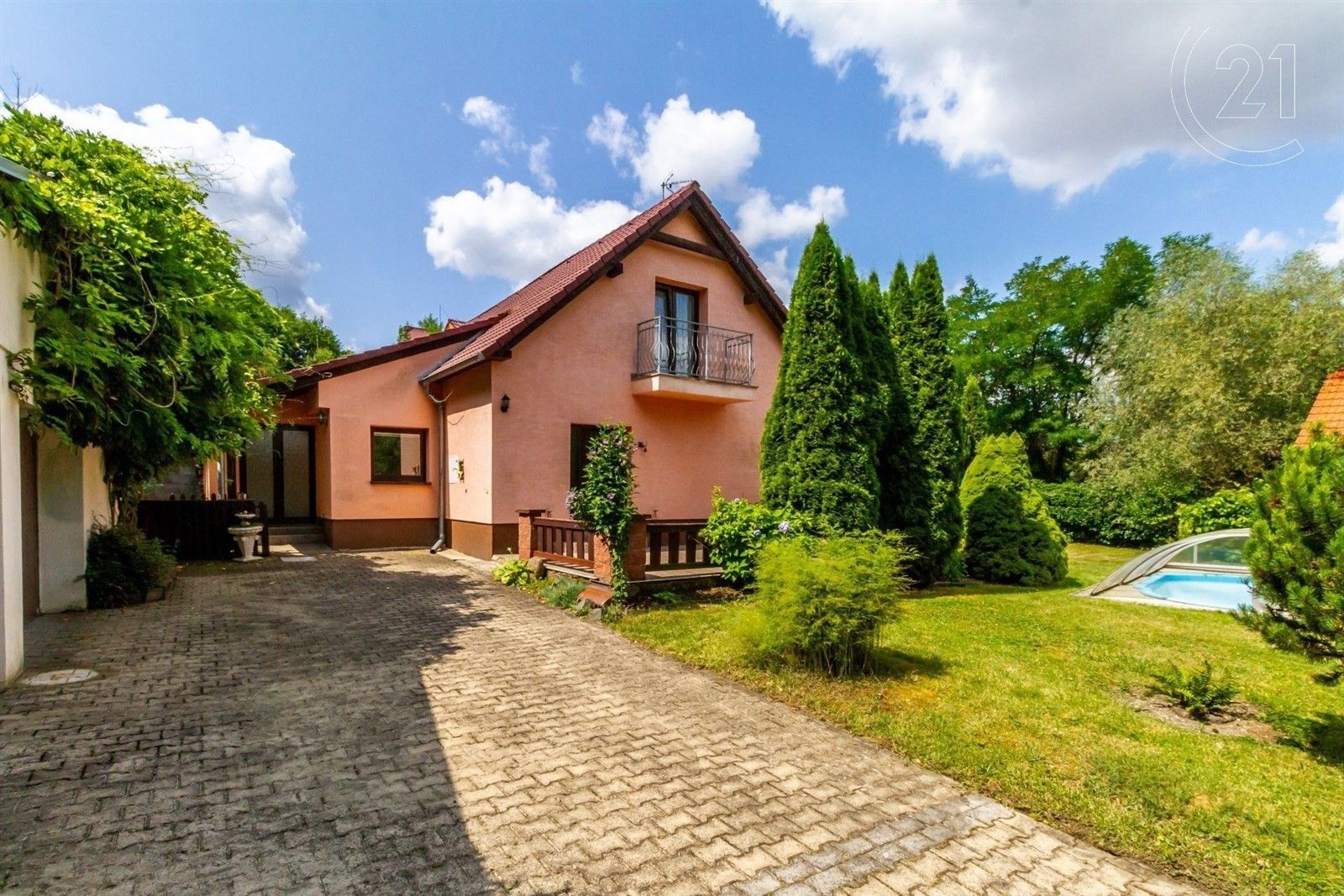 Prodej dům - Malá strana, Kladno, 165 m²