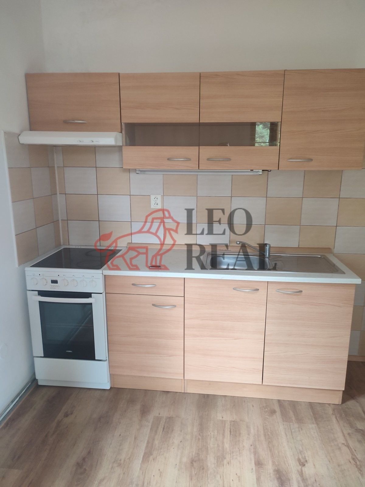 3+kk, Husova, Nový Bor, 70 m²