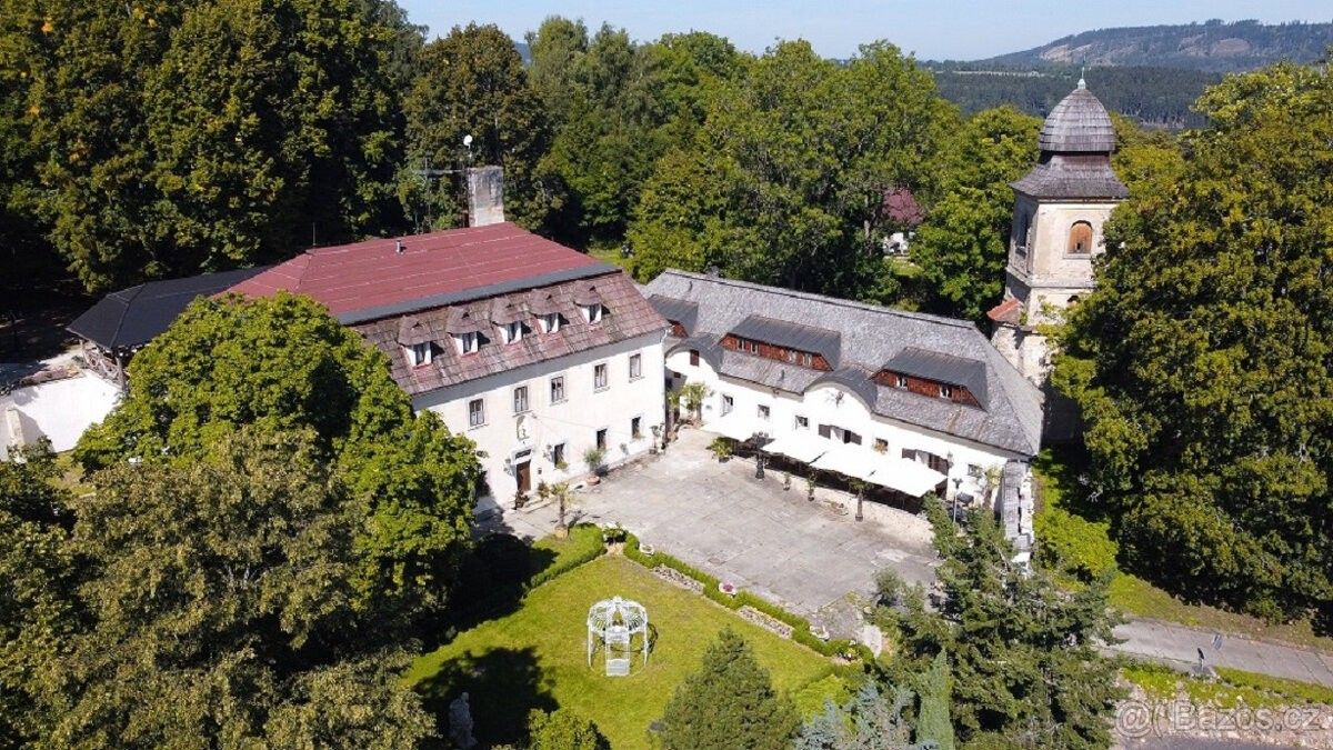 Restaurace, Úterý, 330 40