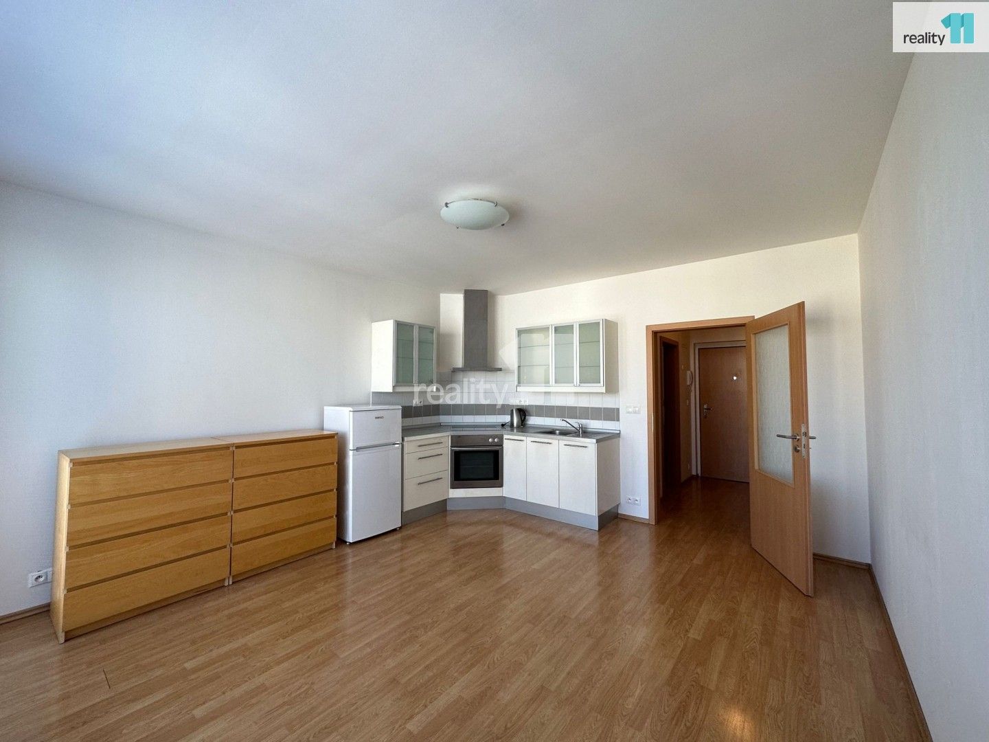 1+kk, Nepelova, Praha, 33 m²